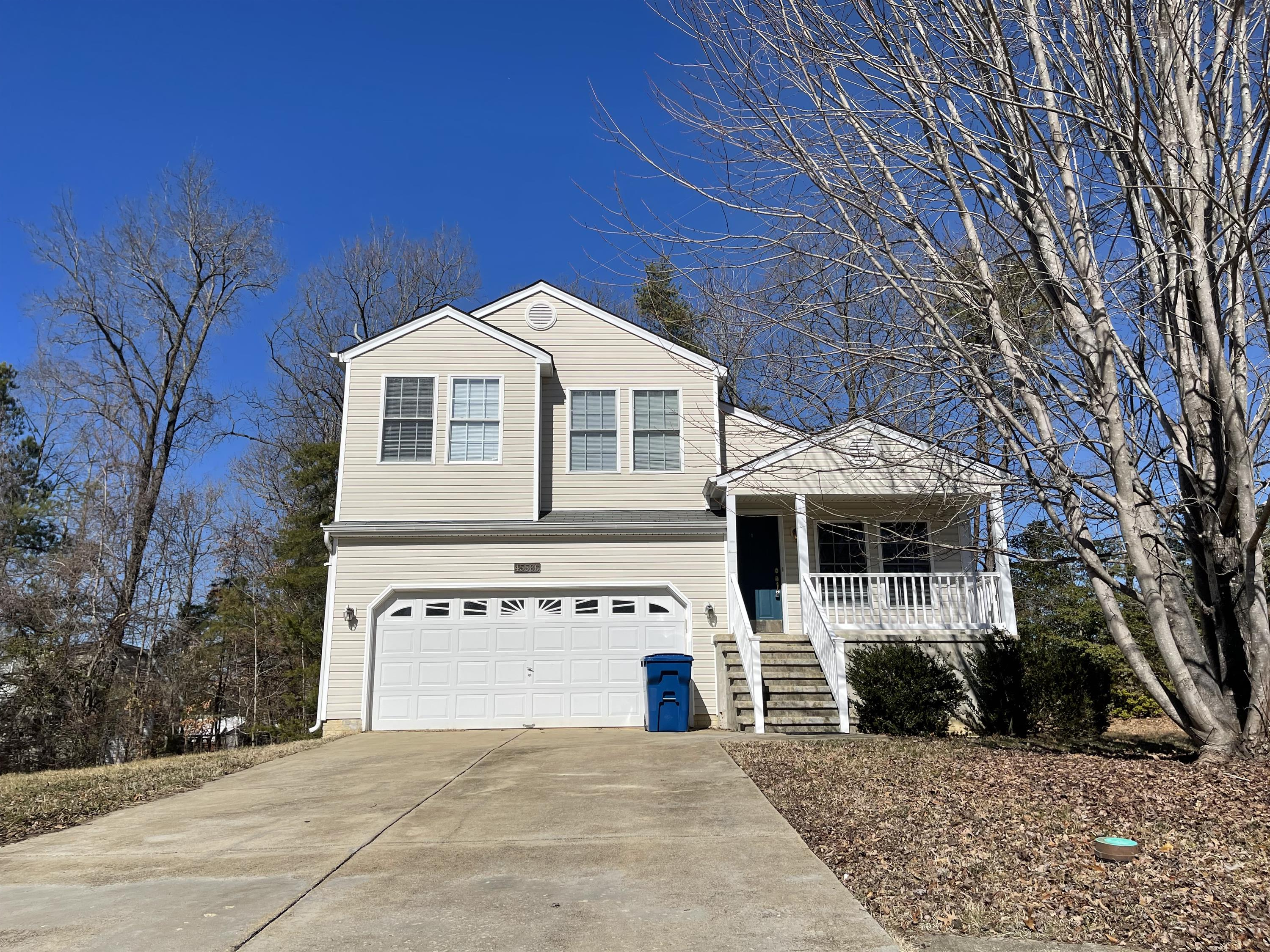 45586 Curley Court